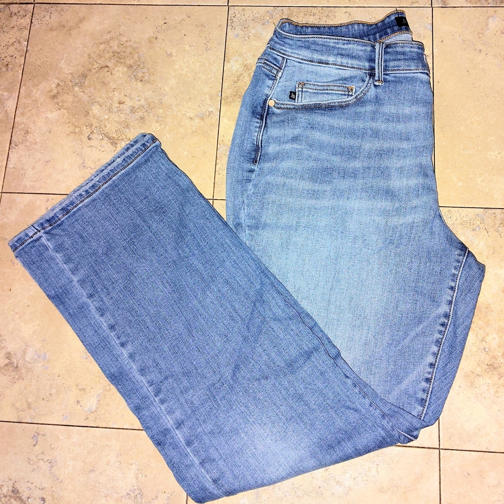 Judy Blue Medium Wash Boot Cut Jeans